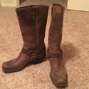 Bcbg Girls brown leather boots